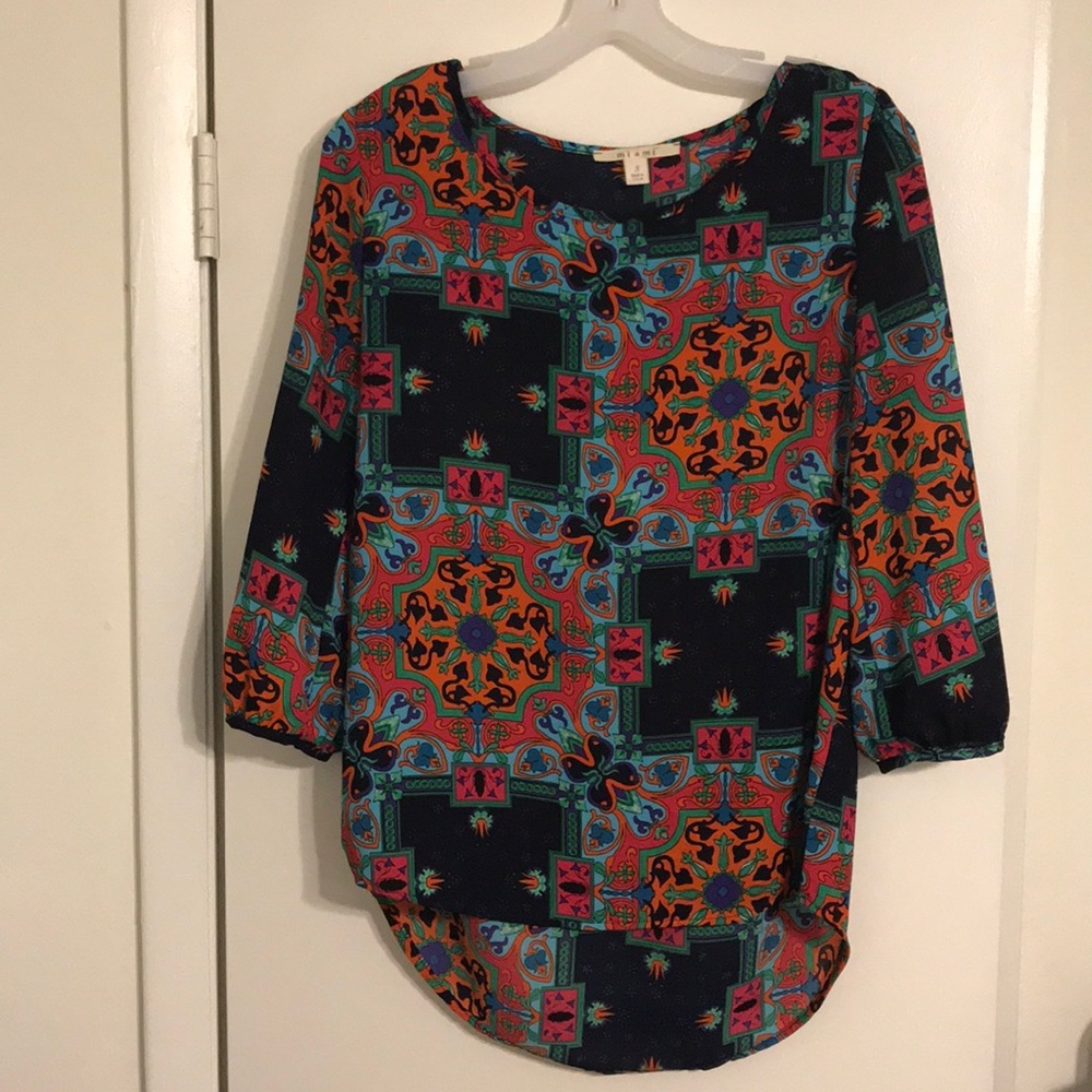 Francesca’s Patterned Blouse  - sz S